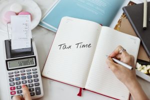 Personal Income Tax Filing in Singapore: A Guide for Residents and Foreigners
